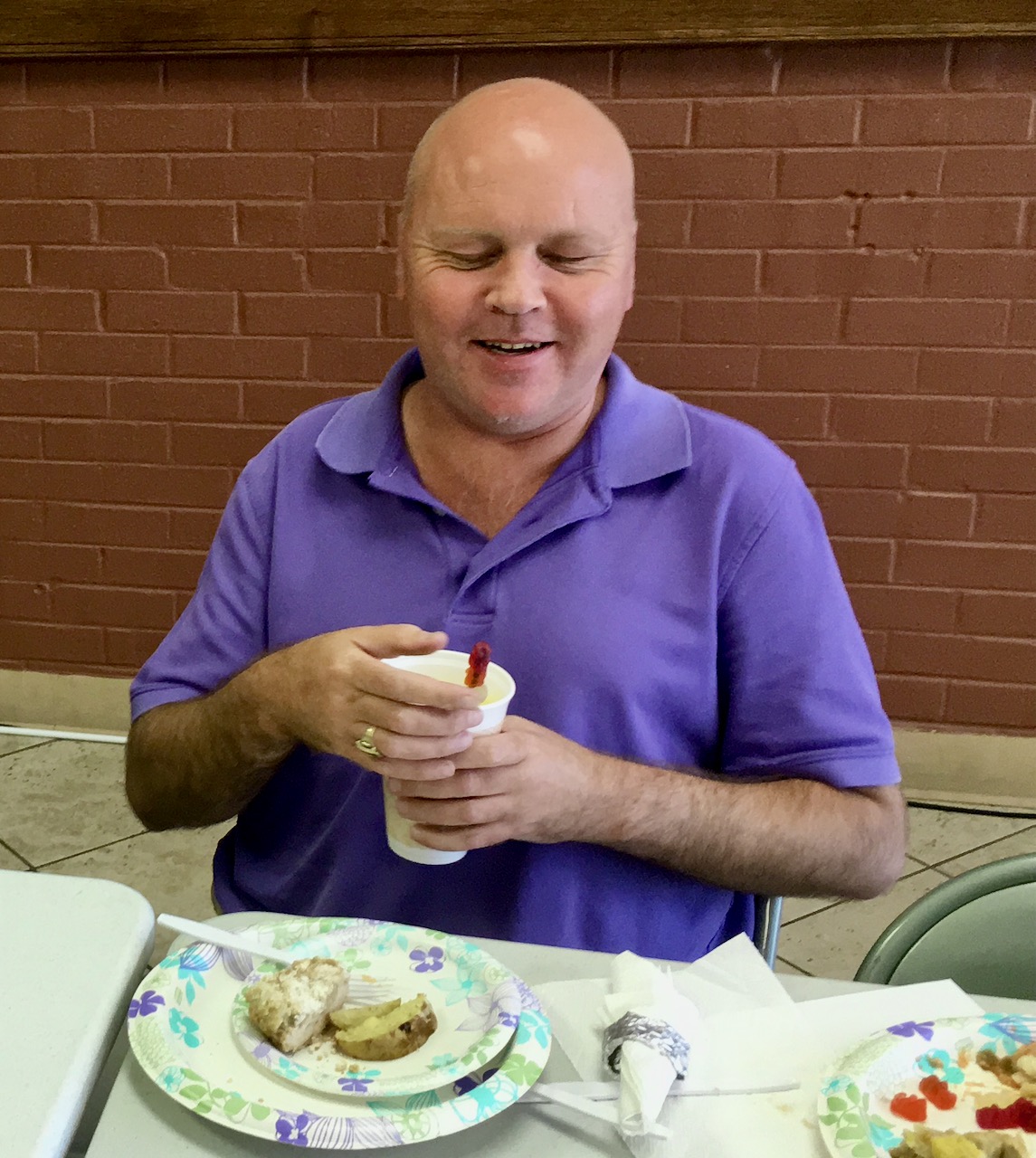 Robert is serving as a judge for the student “Chopped” contest.