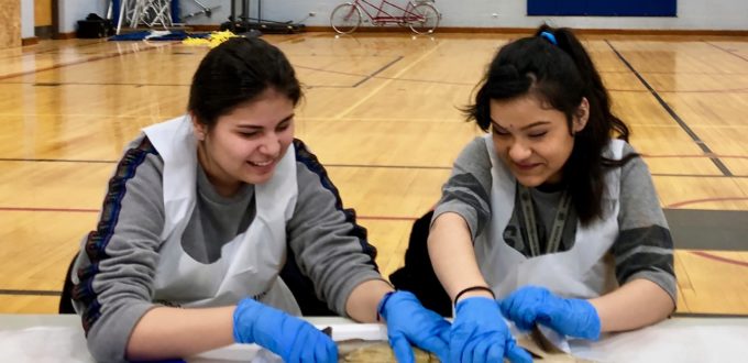 Meanwhile, down in the gym, a dozen blind students were dissecting dog sharks! @ArapahoeCC